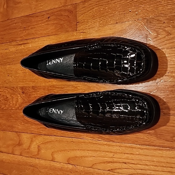 Jenny by ARA Phoebe - Picture 1 of 3